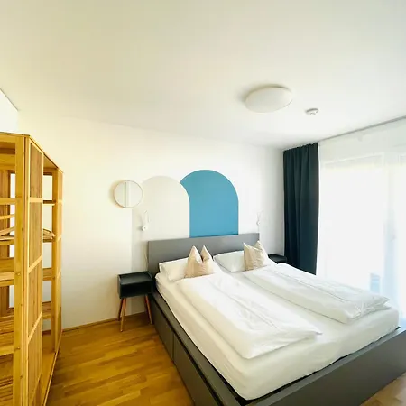 Apstay Prime I Parking Option I Self Check-in 3* Štýrský Hradec