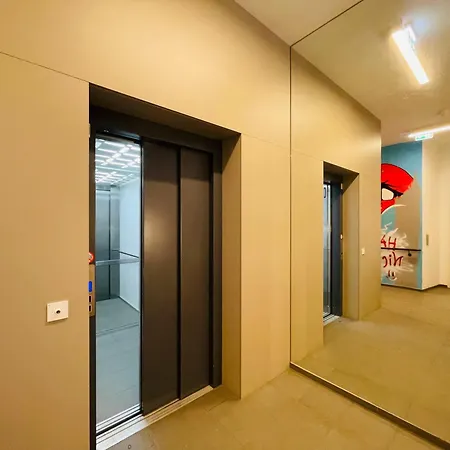 Aparthotel Apstay Prime I Parking Option I Self Check-in Štýrský Hradec