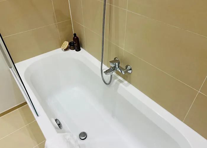 Apstay Prime I Parking Option I Self Check-in 3* グラーツ